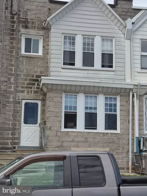 4324 Aldine St, Philadelphia, PA 19136