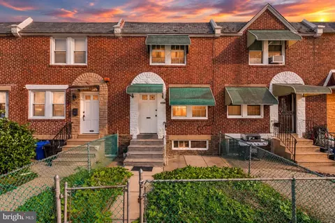 5841 Sylvester St, Philadelphia, PA 19149