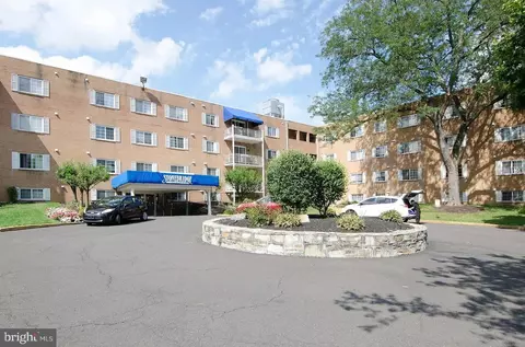 300 Byberry Rd #308, Philadelphia, PA 19116