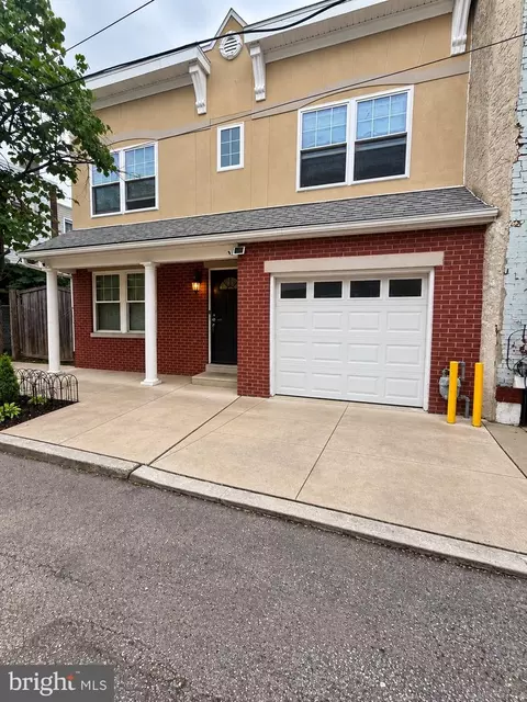 2349 Cross St, Philadelphia, PA 19146