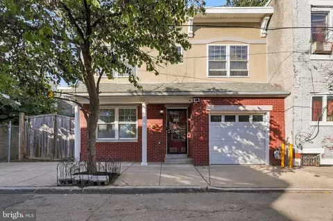 2349 Cross St, Philadelphia, PA 19146