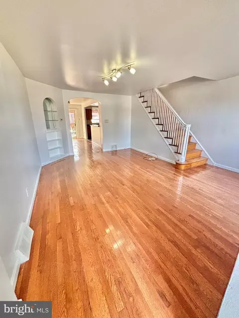 2016 Devereaux Ave, Philadelphia, PA 19149