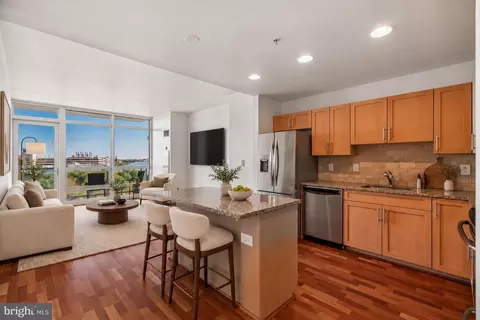 901 N Penn St #F808, Philadelphia, PA 19123