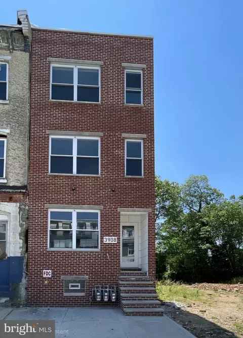3908 Fairmount Ave, Philadelphia, PA 19104