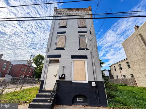 2602 W Montgomery Ave, Philadelphia, PA 19121