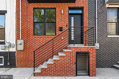 2242 N Howard St, Philadelphia, PA 19133