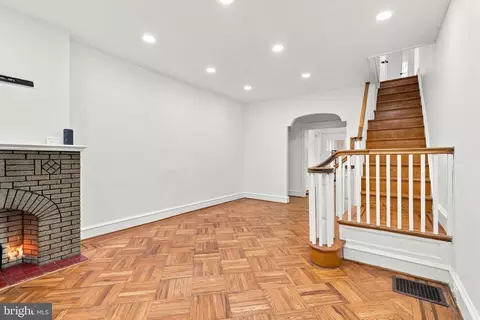 1861 E Westmoreland St, Philadelphia, PA 19134