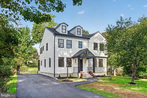 13060 Proctor Rd, Philadelphia, PA 19116