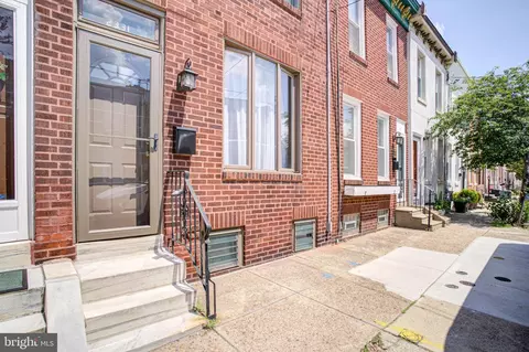 2331 E Hazzard St, Philadelphia, PA 19125