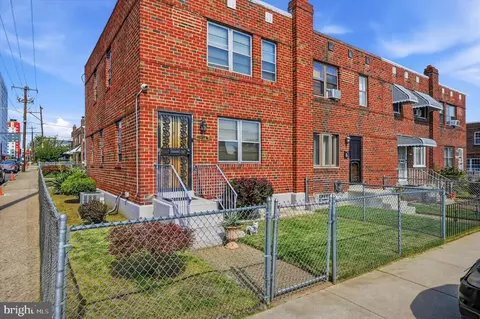 1537 N 11th St #A, Philadelphia, PA 19122