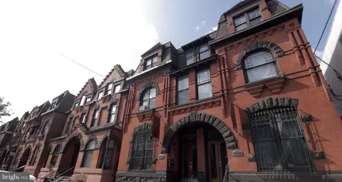 1522 N 17th St, Philadelphia, PA 19121