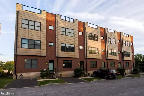 7014 Pipers Glen Way, Philadelphia, PA 19119