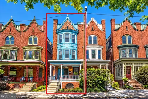 426 S 44th St #1, Philadelphia, PA 19104