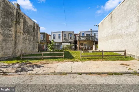 2422 N Mole St, Philadelphia, PA 19132