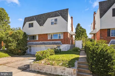 8949 Haven Pl, Philadelphia, PA 19152