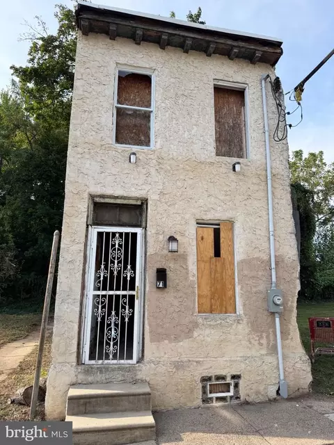 71 E Ashmead St, Philadelphia, PA 19144