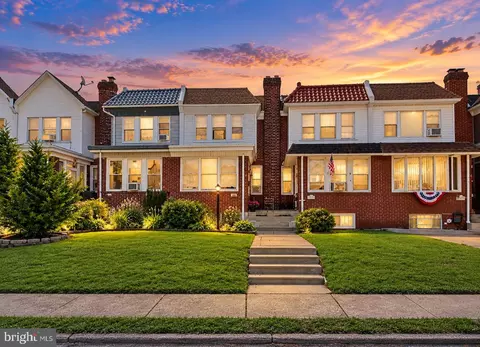 7113 Charles St, Philadelphia, PA 19135