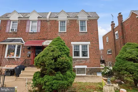 1124 Fanshawe St, Philadelphia, PA 19111