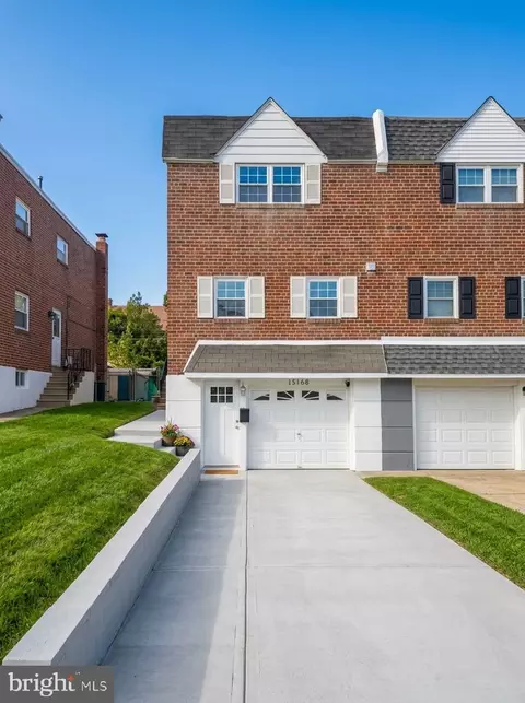 15168 Endicott St, Philadelphia, PA 19116