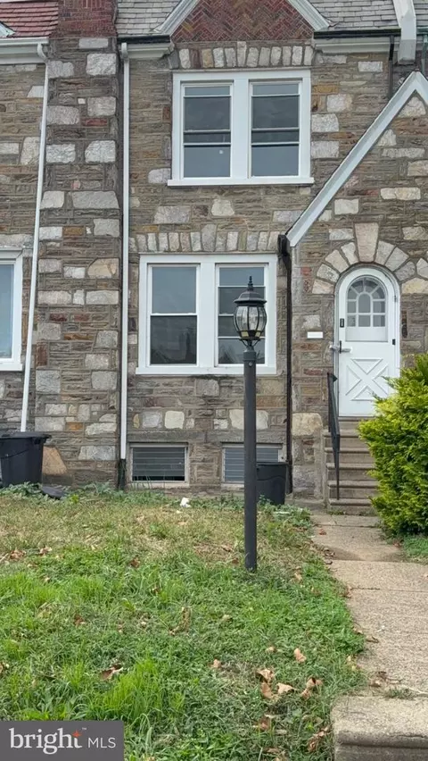 3402 Oakmont St, Philadelphia, PA 19136