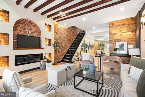 2708 E Indiana Ave, Philadelphia, PA 19134