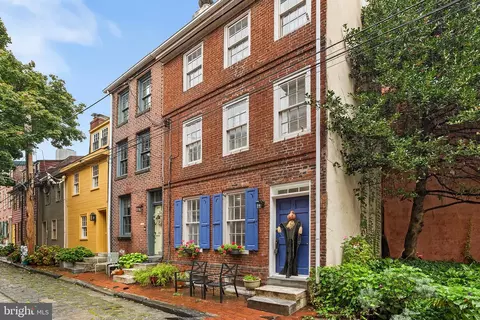 819 S Hancock St, Philadelphia, PA 19147