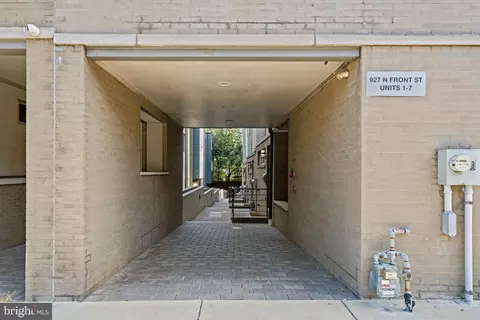 927 N Front St #7, Philadelphia, PA 19123