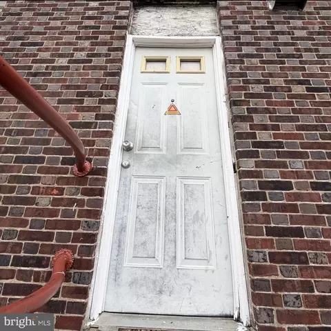 4721 A St, Philadelphia, PA 19120