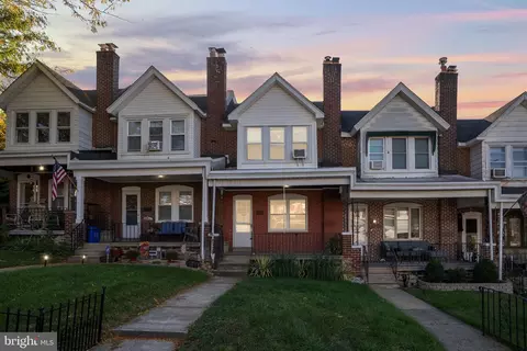 4032 Pechin St, Philadelphia, PA 19128