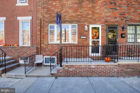348 Jackson St, Philadelphia, PA 19148