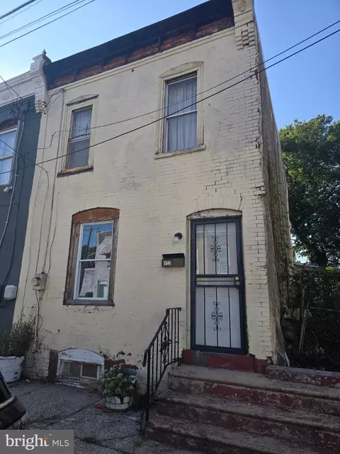 955 E Locust Ave, Philadelphia, PA 19138