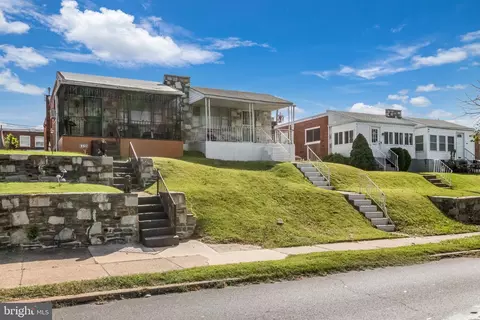 8909 E Roosevelt Blvd, Philadelphia, PA 19152