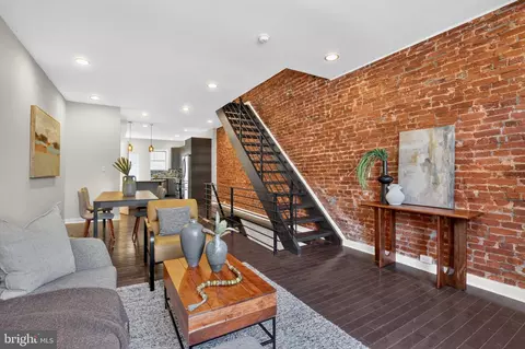 1246 S 23rd St, Philadelphia, PA 19146
