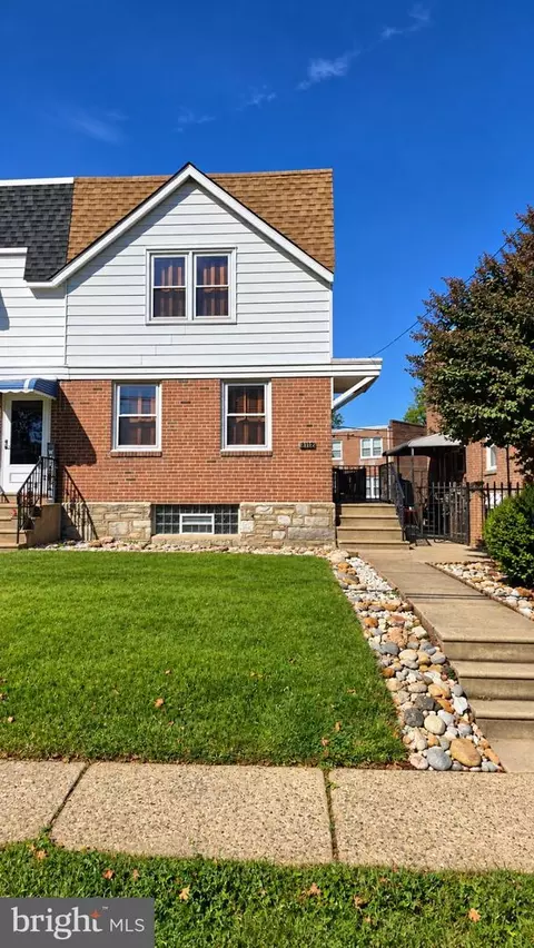 8112 Rowland Ave, Philadelphia, PA 19136