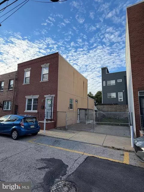 519 E Cabot St, Philadelphia, PA 19125