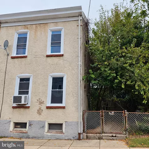 338 Delmar St, Philadelphia, PA 19128