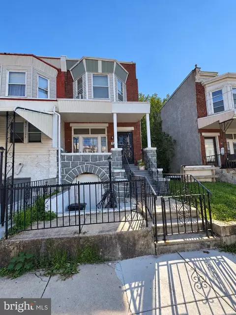 5236 Locust St, Philadelphia, PA 19139