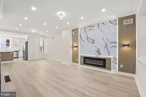 248 W Champlost Ave, Philadelphia, PA 19120