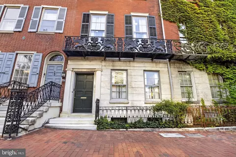 234 S 3rd St, Philadelphia, PA 19106