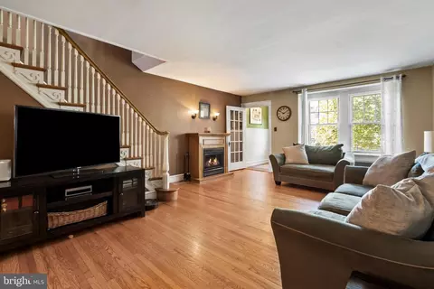 3533 Chippendale St, Philadelphia, PA 19136