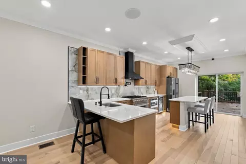 245 S 51st St, Philadelphia, PA 19139
