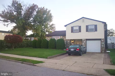 428 Hendrix St, Philadelphia, PA 19116
