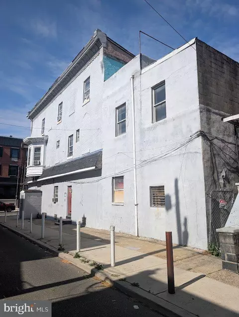 1423 Tasker St, Philadelphia, PA 19145
