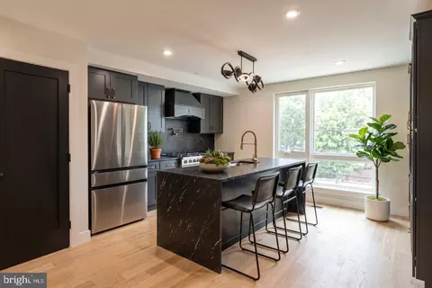 2524 E Madison St, Philadelphia, PA 19134