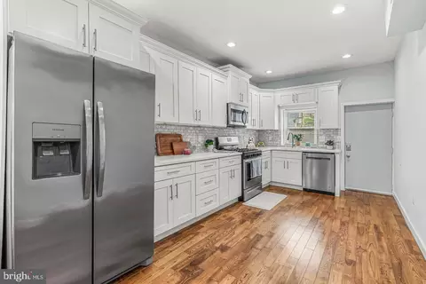 3050 Agate St, Philadelphia, PA 19134