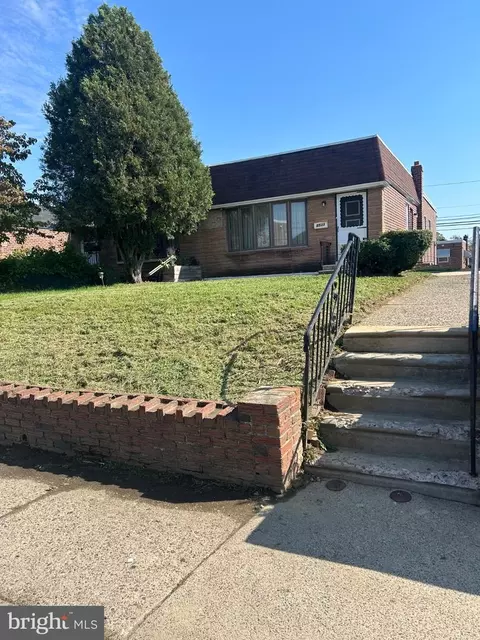 8533 Bustleton Ave, Philadelphia, PA 19152