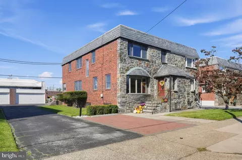 2418 S 22nd St, Philadelphia, PA 19145
