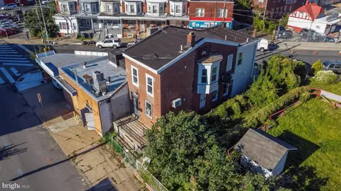 4812 Penn St, Philadelphia, PA 19124