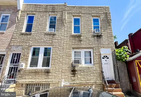 257 Elkhart St, Philadelphia, PA 19134