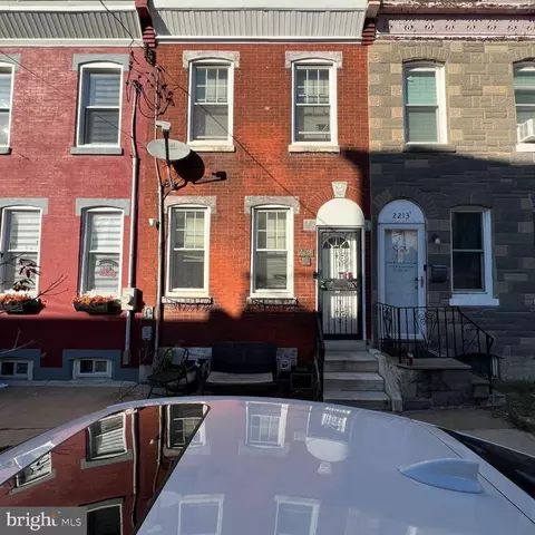 2215 W Seybert St, Philadelphia, PA 19121